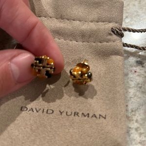 Tory Burch flower resin stud tortoise earrings gold